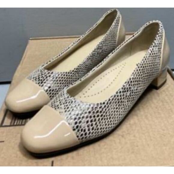 NWOT Trotters Taupe Brown Black Pump Low Kitten Heel Snakeskin Size 9 Casual - Picture 8 of 9